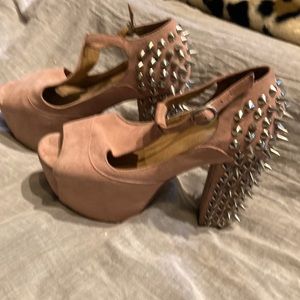 Jeffrey Campbell T-Strap pink suede studded heel platform size 7 B $65